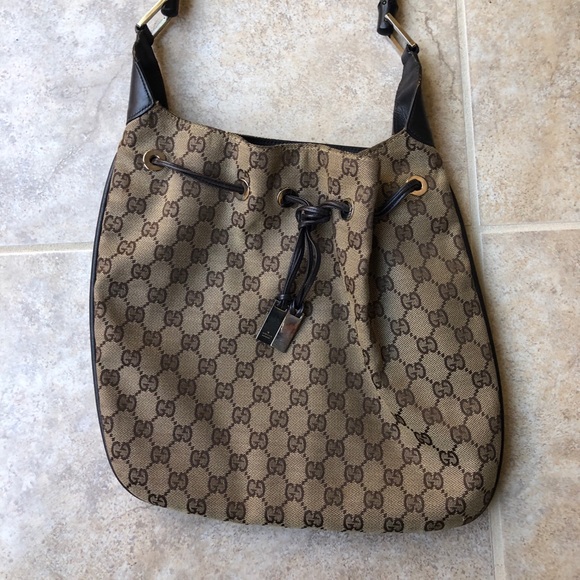 ❌SOLD❌ Gucci Bamboo Handle Tie Shoulder Bag - Picture 2 of 8
